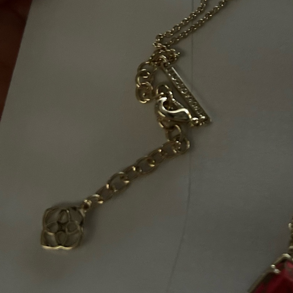 Kendra Scott Necklace - Picture 7 of 8